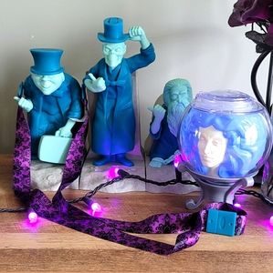Haunted Mansion Limited Edition set